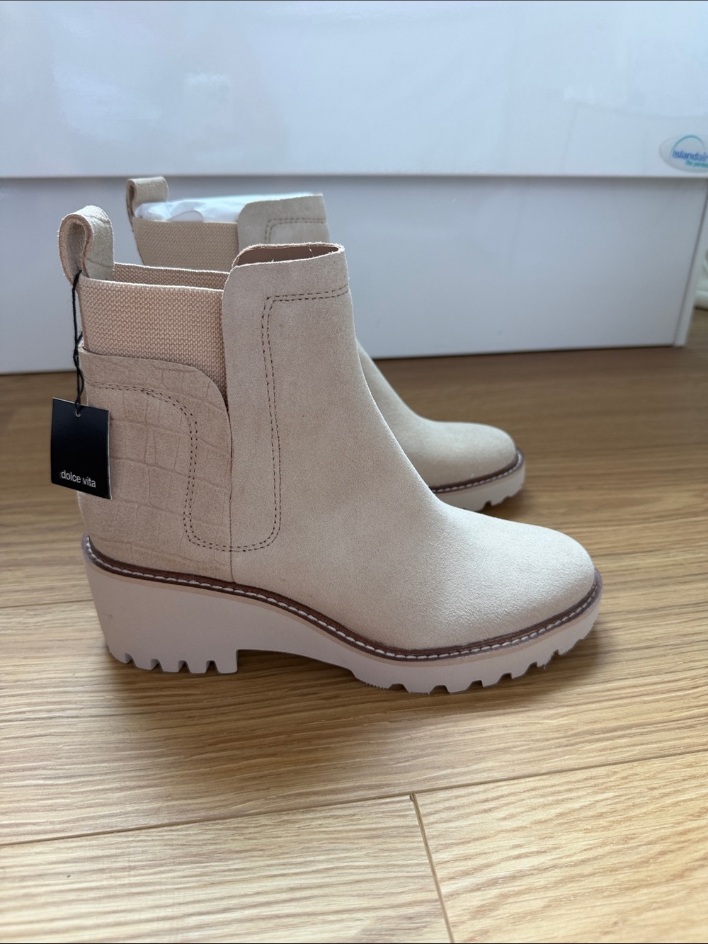 Dolce Vita Light Beige Suede Platform Chelsea Booties - Picture 2 of 6